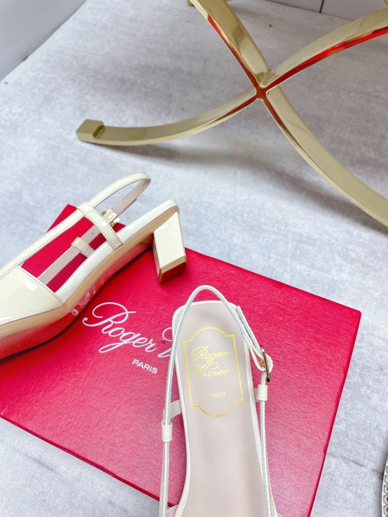 Roger Vivier flat shoes